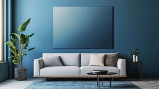 蓝墙客厅沙发绿植装饰景