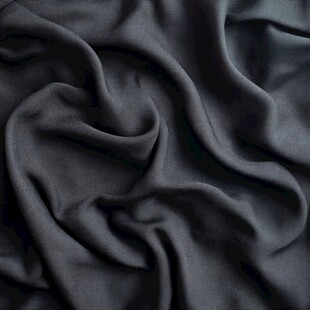 深灰色柔软褶皱布料纹理