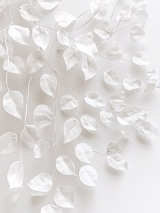 白色叶片垂饰 简约美感