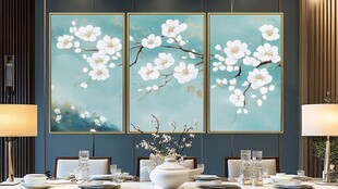 三联花卉挂画装饰雅致餐厅
