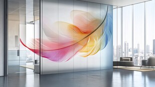 现代办公室的艺术玻璃墙