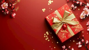 红色礼盒配繁花喜庆场景