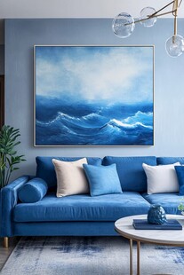 蓝色海洋挂画装点温馨客厅