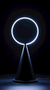 创意环形台灯 简约设计感