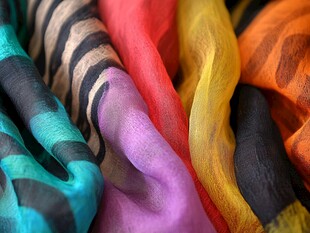 多彩绚丽的时尚丝巾纹理