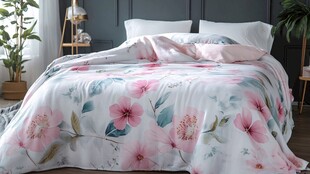 粉色花卉图案温馨床品