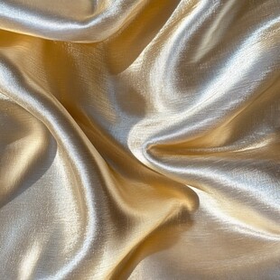 金色丝绸布料纹理特写