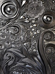 银质浮雕花纹艺术图案