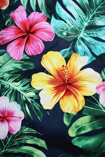 热带花卉绿叶印花图案