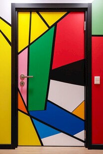 彩色几何图案创意装饰门