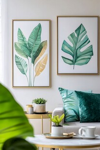 绿植挂画装点温馨客厅角落
