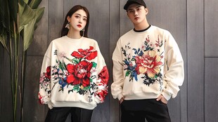 情侣花卉卫衣时尚穿搭