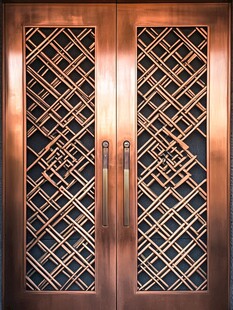 铜艺双开门 精致格栅设计