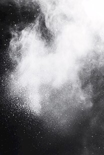 黑白粉尘爆炸瞬间效果
