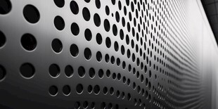 金属穿孔板纹理特写