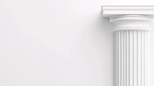 白色古典罗马柱墙面一角