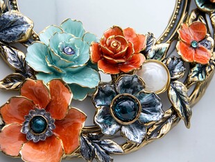 绚丽花朵装饰艺术风饰品