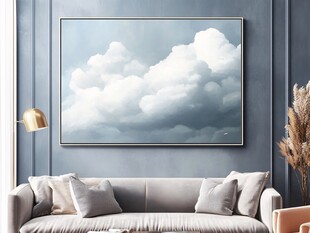 客厅中梦幻云朵装饰画