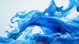 蓝色墨水舞动的艺术瞬间