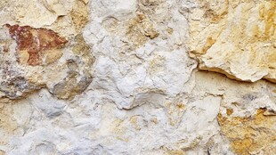 粗糙斑驳的岩石纹理