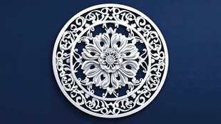 白色雕花圆饰 精致工艺美