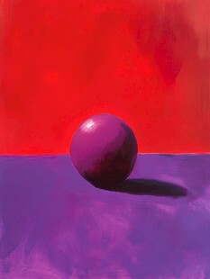 紫色球体于红紫背景前