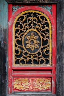 古典雕花红木门饰