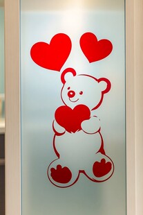 可爱小熊抱爱心玻璃贴纸