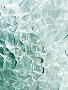 翠绿冰面纹理特写