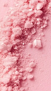 粉色碎粉特写