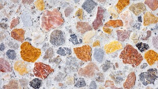 多彩碎石纹理地面特写