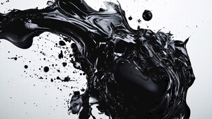 黑色墨汁飞溅艺术瞬间
