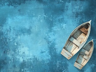 蓝色背景上的两艘旧木船