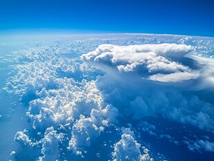 高空云海美景