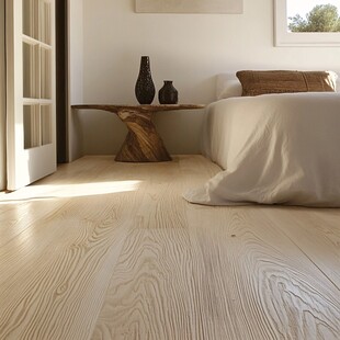 简约卧室的木地板与陈设