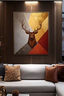 几何风鹿头装饰画于客厅