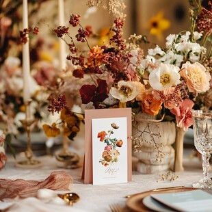 秋日浪漫花卉餐桌布置