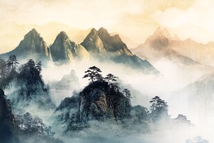 水墨群山间 云雾绕青松