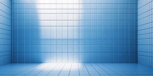 蓝色瓷砖房间内的明亮光线