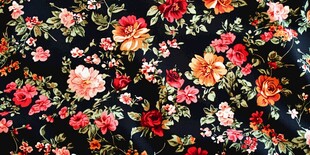 黑色底花卉印花布料