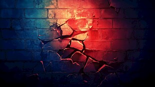 破壁而出的绚烂之光