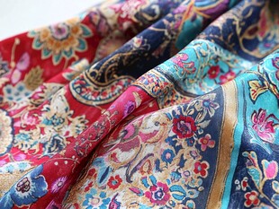 多彩精美花纹丝绸布料