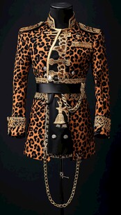 豹纹华丽军装风男士服饰