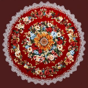 红色花卉蕾丝圆形桌布