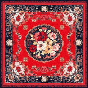 红色花卉图案精美方形丝巾