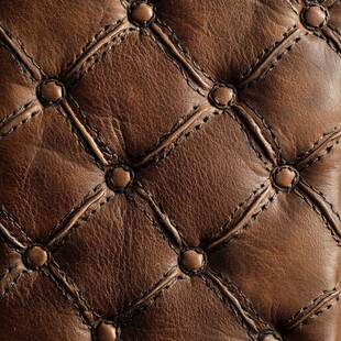 棕色皮革绗缝纹理细节