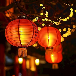红灯笼点亮夜的温馨