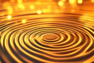 金色涟漪水波抽象画面