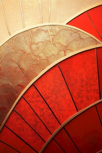 中式折扇纹理细节特写