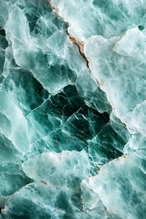 翠绿色水晶石纹理特写